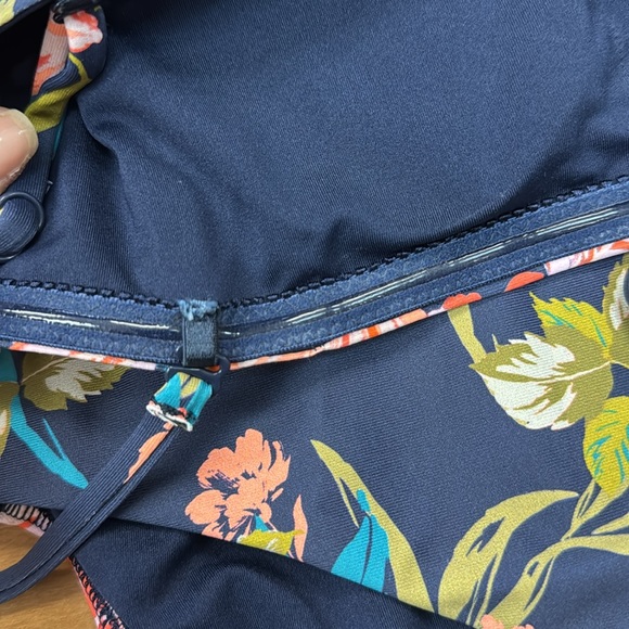 Baku Multifit Bandeau One Piece - size 8CAN - Picture 8 of 9